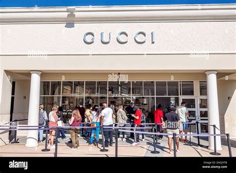 gucci designer outlet